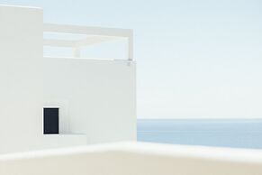 Cala Lanuza Suites