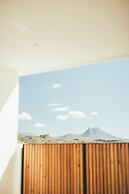Cala Lanuza Suites