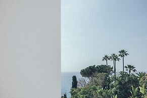 Cala Lanuza Suites