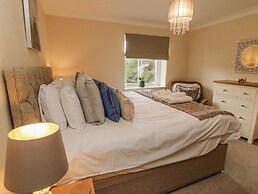 No. 2 The Mews