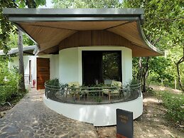 Suitree Experience Hotel