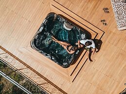 Suitree Experience Hotel