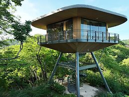 Suitree Experience Hotel