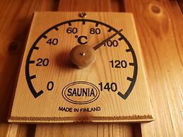 Relaxing Beatiful Studio - Sauna Bath Facility
