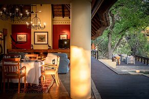 Shimungwe lodge