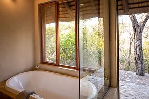 Shimungwe lodge