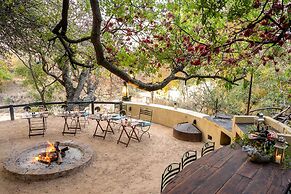 Shimungwe lodge