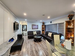 Sarla Villa Surrey