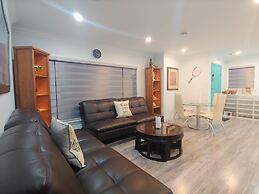 Sarla Villa Surrey
