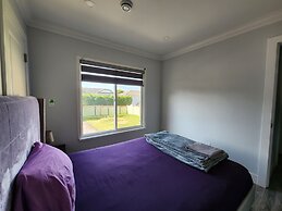 Sarla Villa Surrey