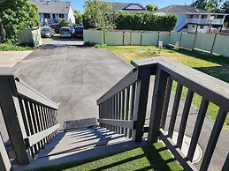 Sarla Villa Surrey