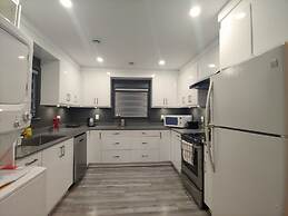 Sarla Villa Surrey
