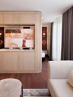 Shining Star Hotel