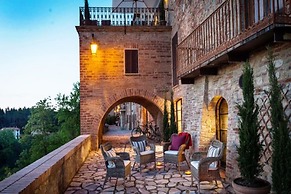 Casabella With Garden