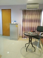 Lucky Inn Residency