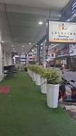 Lucky Inn Residency