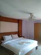 Lucky Inn Residency