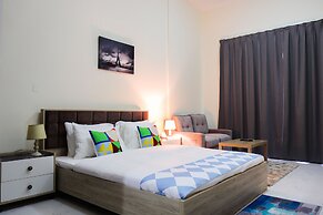 Studio Apartment in Knightbridge Court