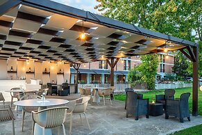 Hub Hotel