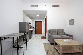 Studio Apartment in Palace Tower 2