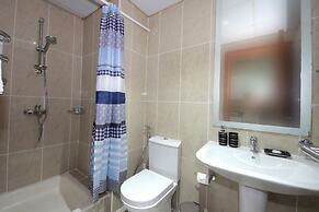Studio Apartment in Palace Tower 2