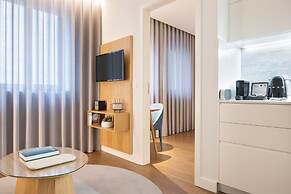 Catarina Serviced Apartments