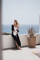 Armony Suites Milos