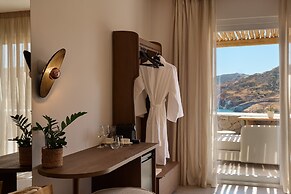 Armony Suites Milos