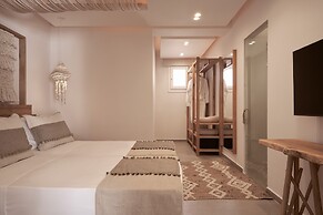 Armony Suites Milos