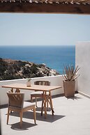 Armony Suites Milos