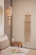 Armony Suites Milos
