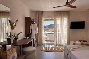 Armony Suites Milos