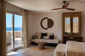 Armony Suites Milos