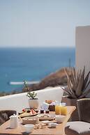 Armony Suites Milos