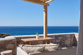 Armony Suites Milos