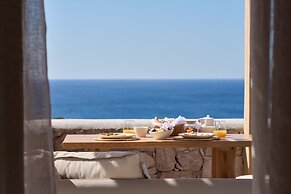 Armony Suites Milos