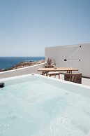 Armony Suites Milos