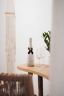 Armony Suites Milos