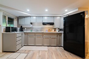 Suite at Trails End Beach House