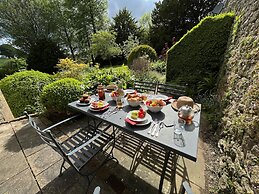 Beautiful 5bedroom house sleeps13 hottub