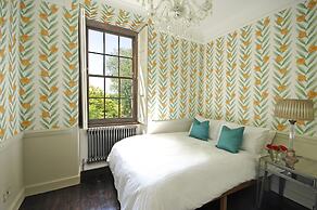 Beautiful 5bedroom house sleeps13 hottub