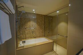 The Grand Lux Hotel