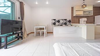 Gapyeong Topclouds Pet&spa Pension
