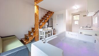Gapyeong Topclouds Pet&spa Pension