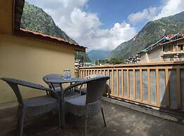 Hotel Purnima River View