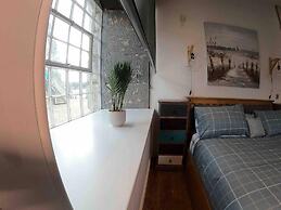 Cozy Coastal Apartment