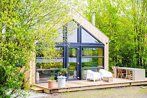 Waterlodge Tomke in Nes