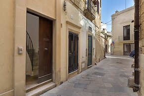 2846 Barocco Dream by Barbarhouse