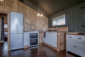 Three Cliffs Glamping Tent - Llangennith