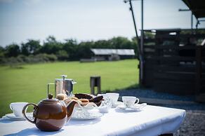 Three Cliffs Glamping Tent - Llangennith